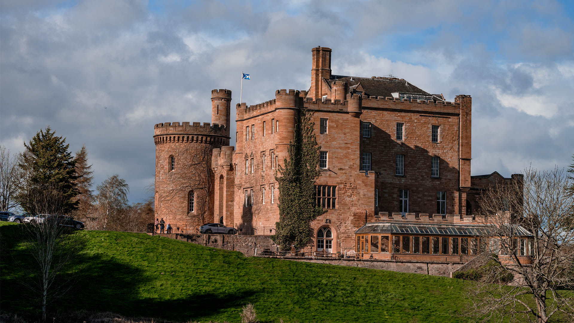 D-GALLERY_0016_452-SHINE-x-Dalhousie-Castle-April-2024-3200px-Grant-Anderson